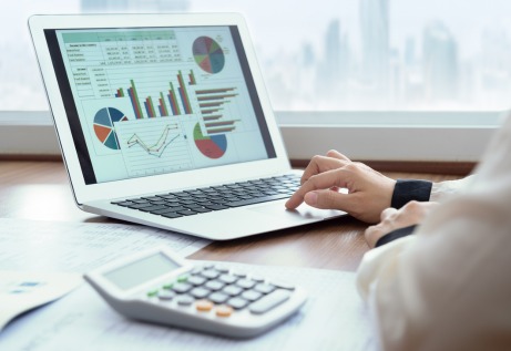 <span style="font-size: 25px;">Finance</span>